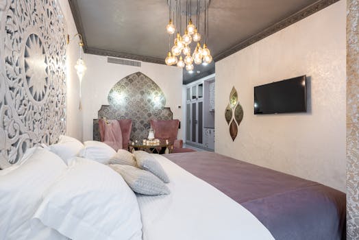 Honoring Heritage, Embracing Tomorrow: How to Create a Modern Look in a Traditional Home